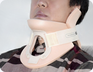 턱관절 외상