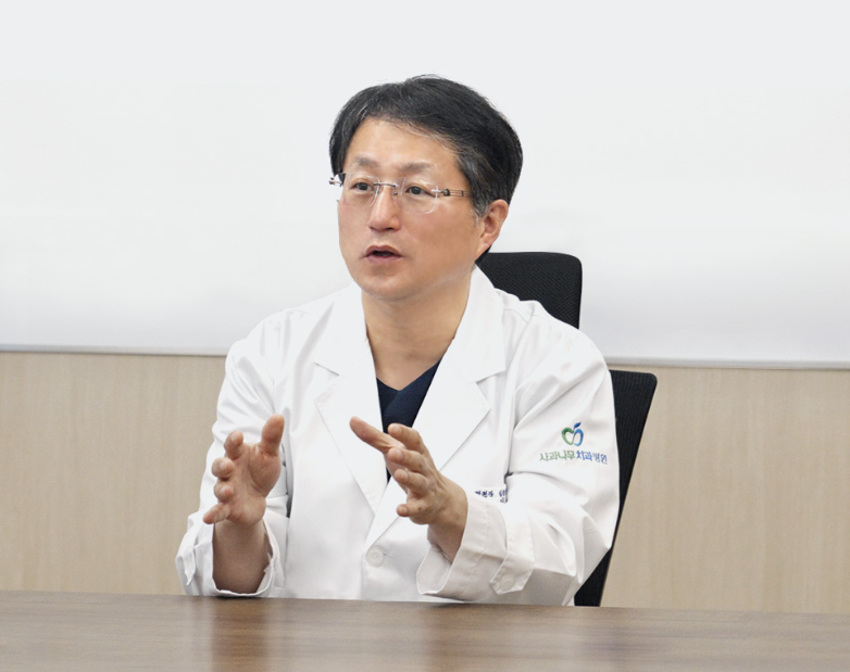 사과나무치과병원 이희용 병원장